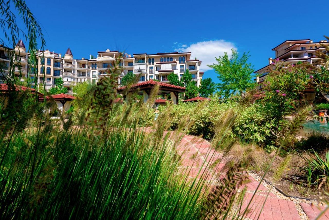 Aparthotel Poseidon Vip Club Balneo & 3*