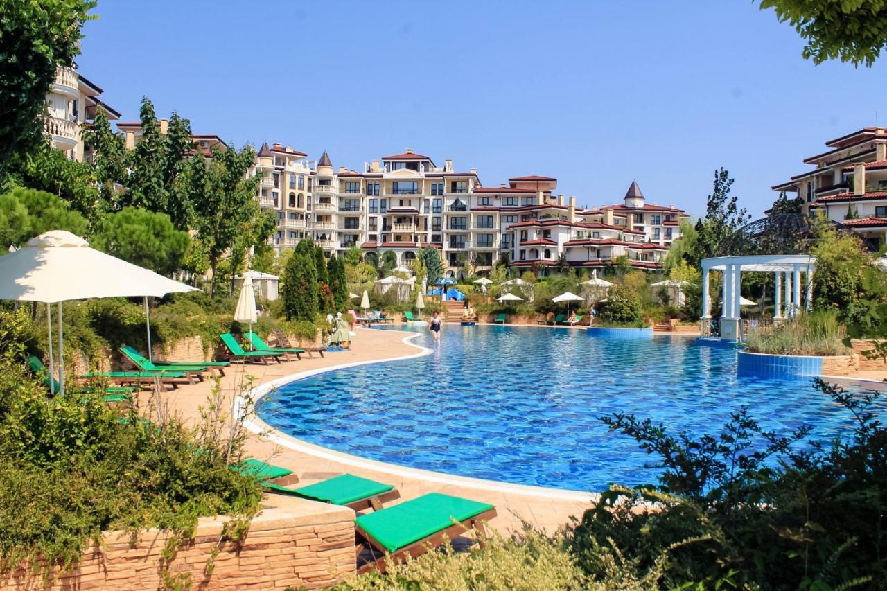 Poseidon Vip Club Balneo & Aparthotel 3*
